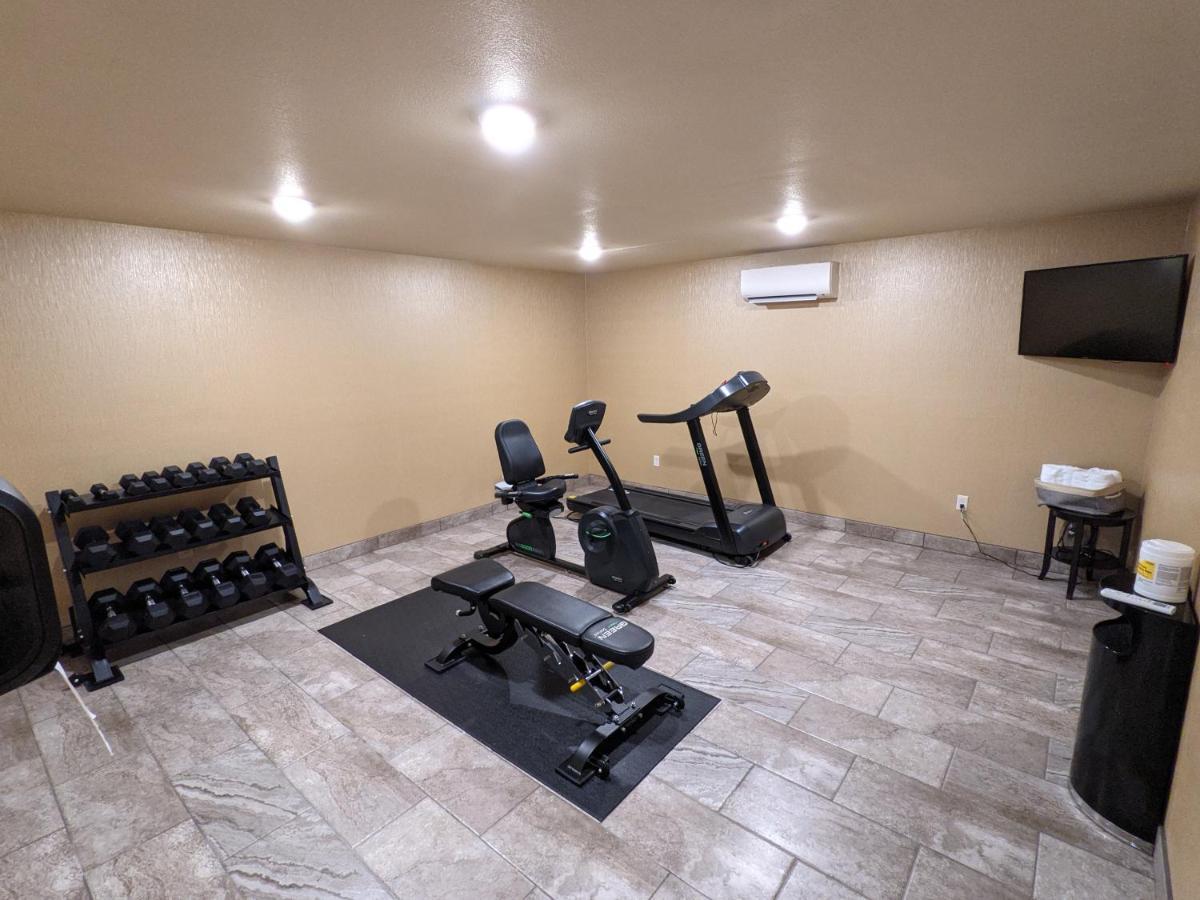 Cobblestone Inn & Suites - Merrill エクステリア 写真