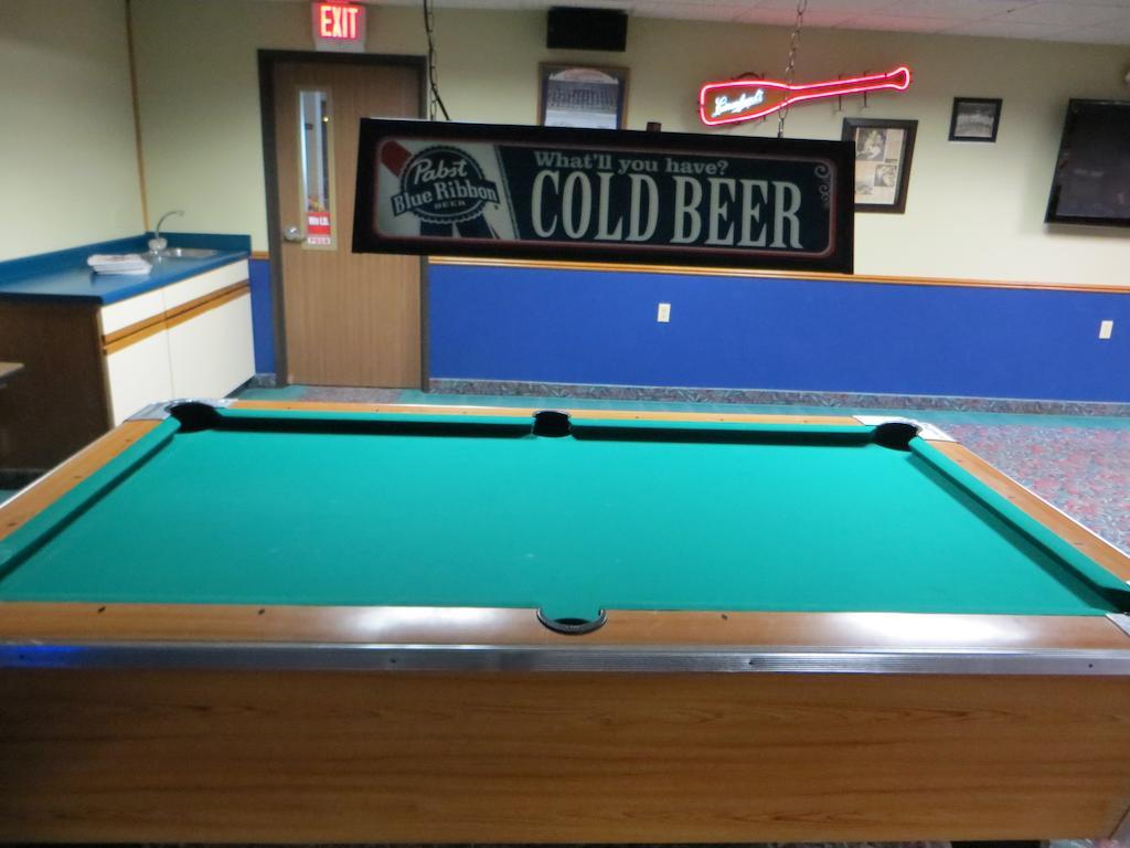 Cobblestone Inn & Suites - Merrill エクステリア 写真