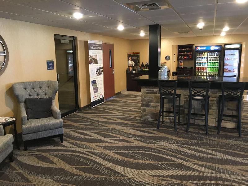 Cobblestone Inn & Suites - Merrill エクステリア 写真